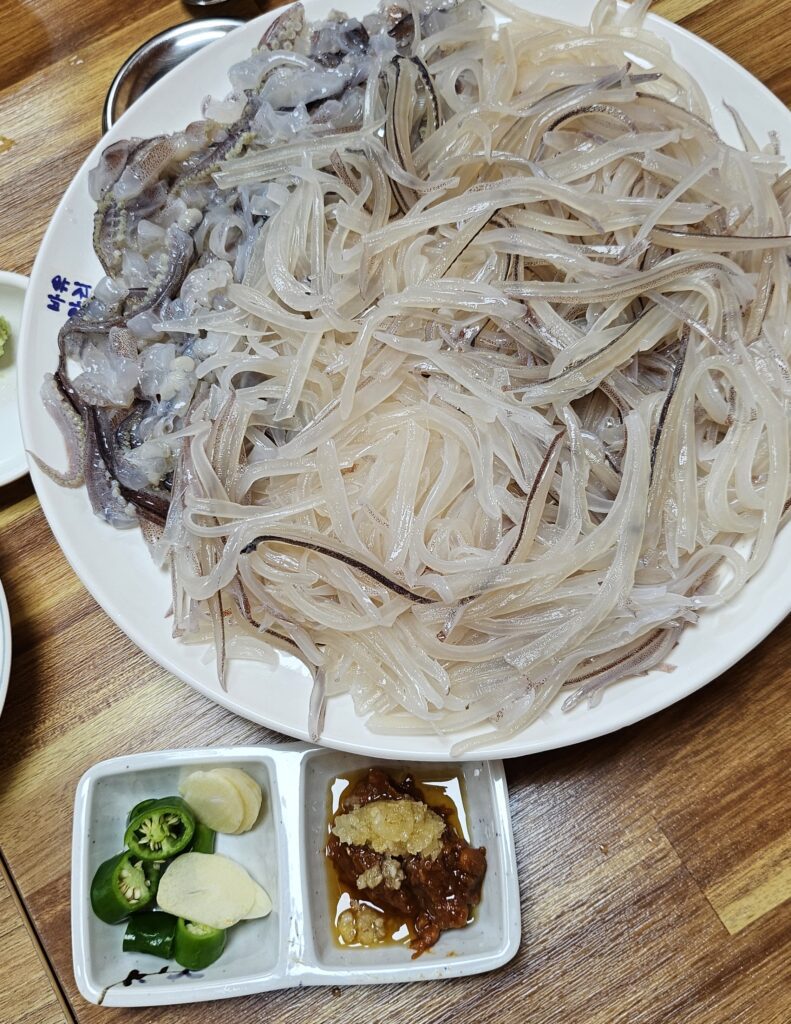 울릉어민회식당 오징어회