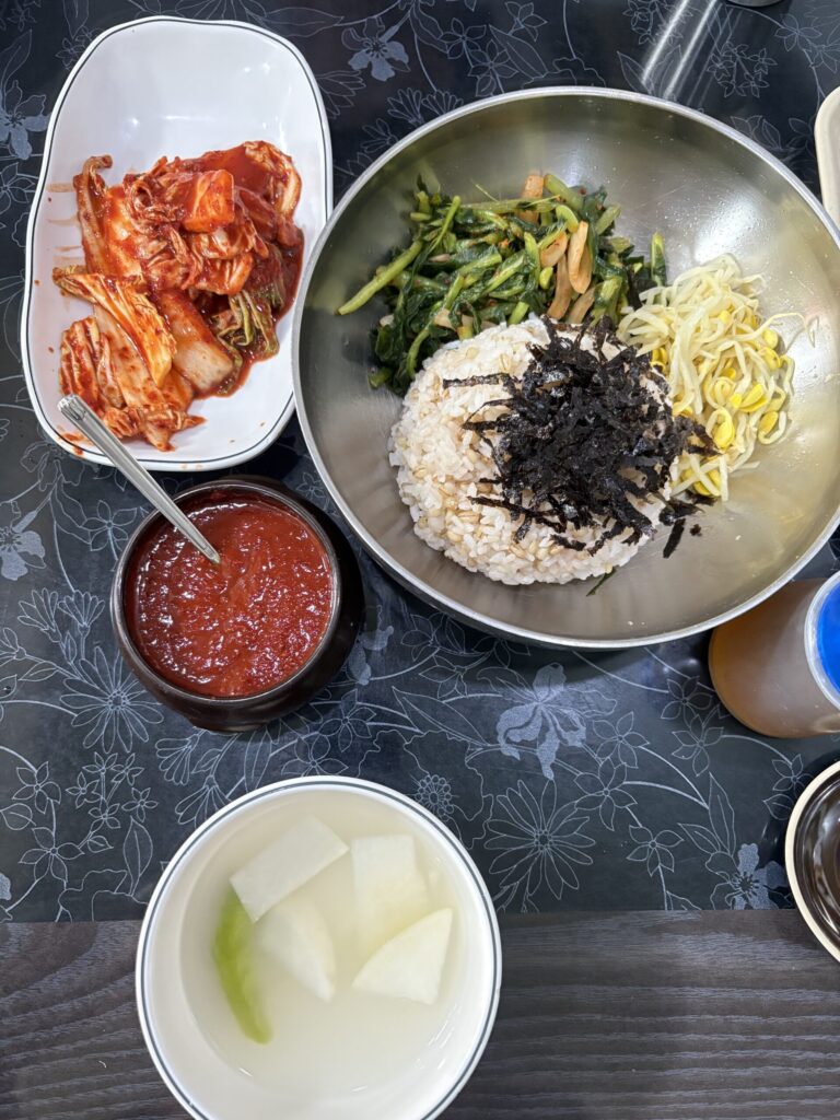 옹고집옛날팥죽 열무보리밥